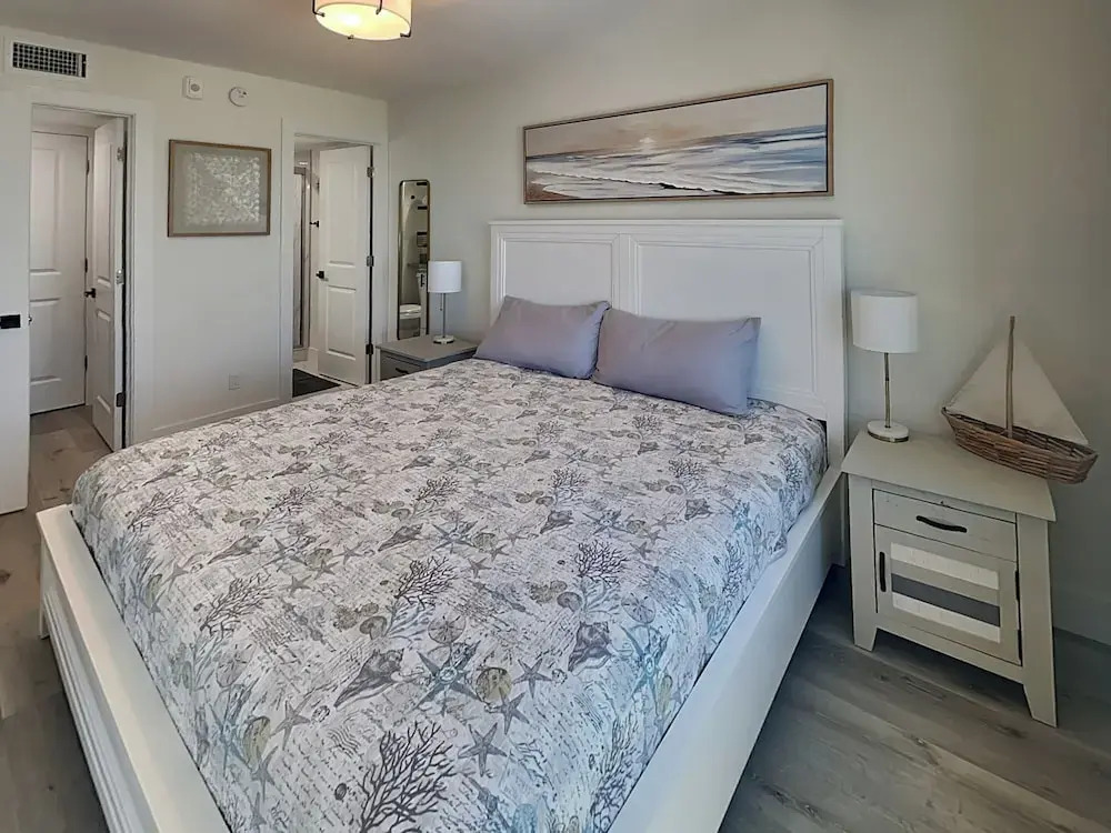 Seaside 4 by Distinctive Beach Rentals