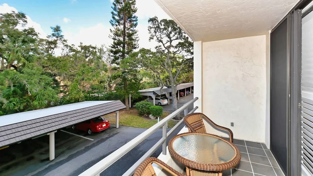 Anchorage Resort 2nd Floor 2 Bedroom Condo Facing Intracoastal Waters 0884