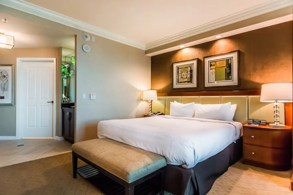 The Signature MGM Condos