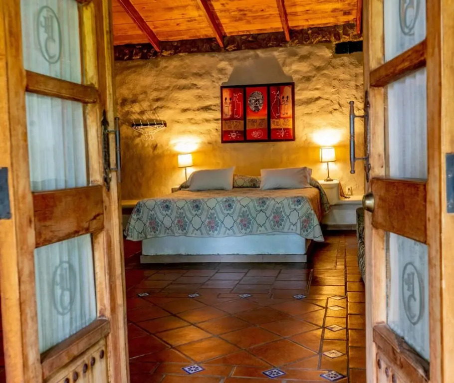Taanah Hotel & Glamping