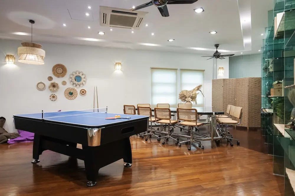 25000sqft Grand Luxe Villa PJ 13BR 42Pax
