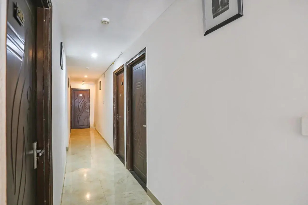 Via Usha Continental