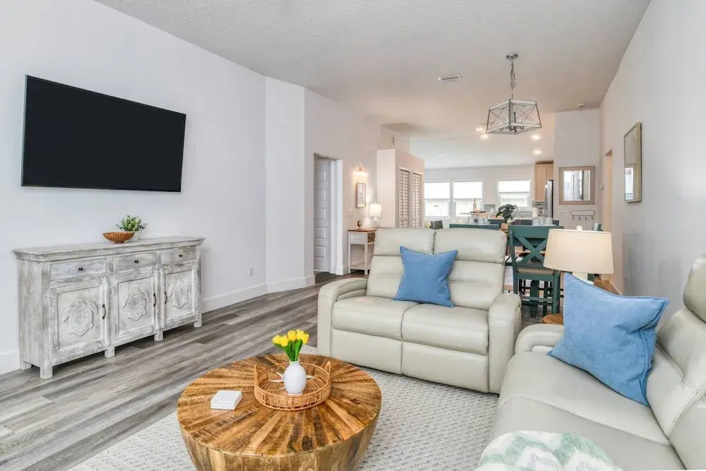 Aqua Palms Cottage
