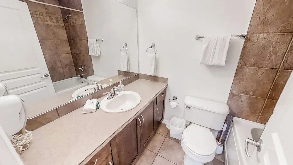 Easy Access Ground Floor Apartment #114