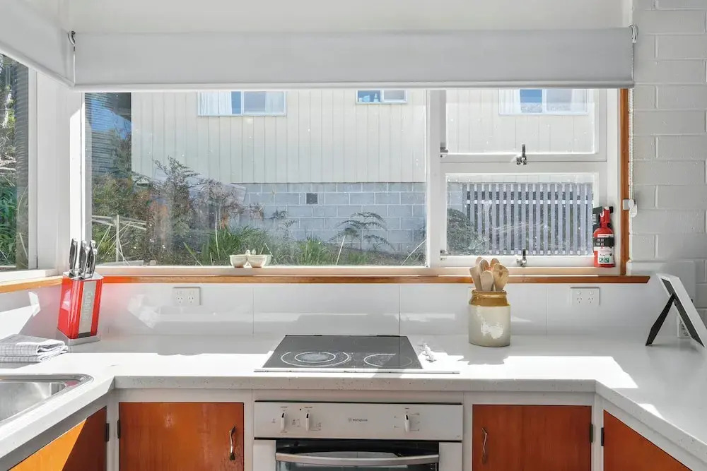 Coningham Beach House - 3 Bedrooms