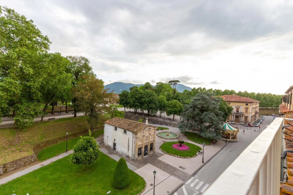 Casa La Enza in Lucca