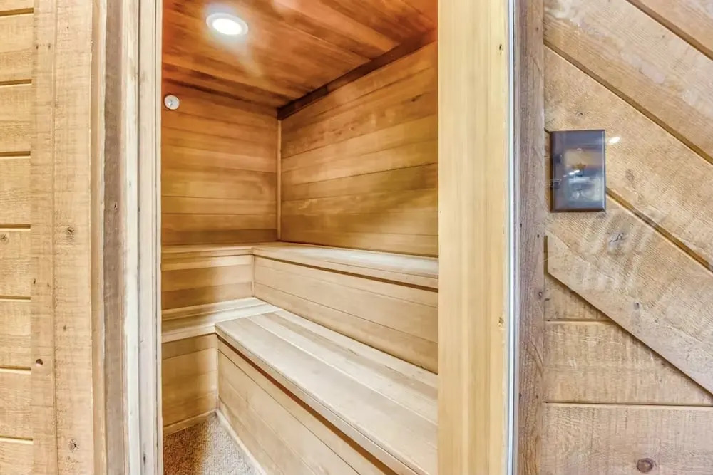 309 Snowdance Manor 2 Bedroom Condo by RedAwning