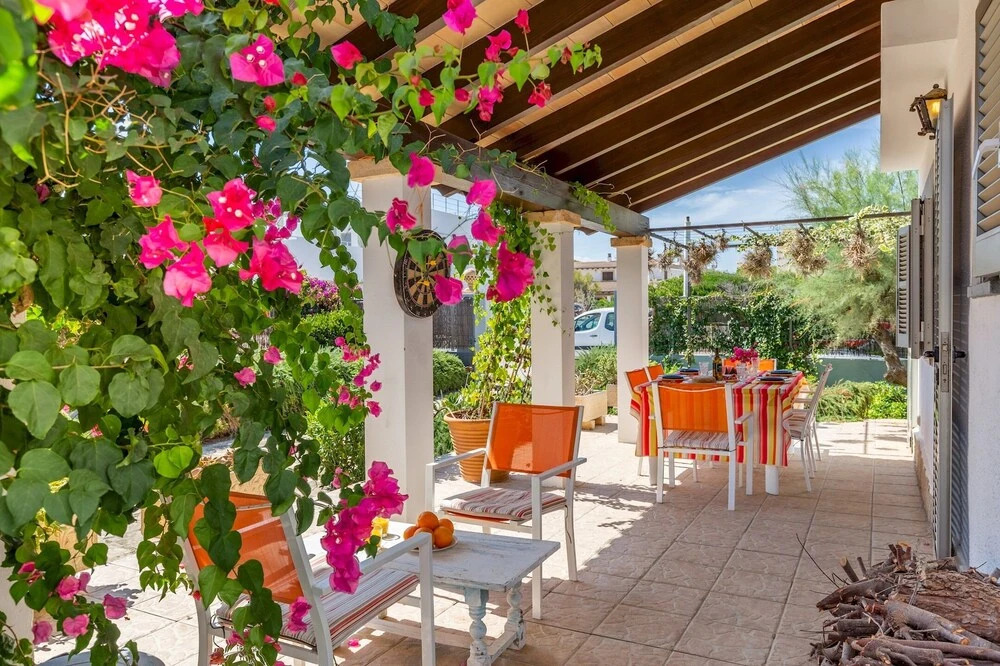Sea side Cottage in Son Serra Marina 4 persons