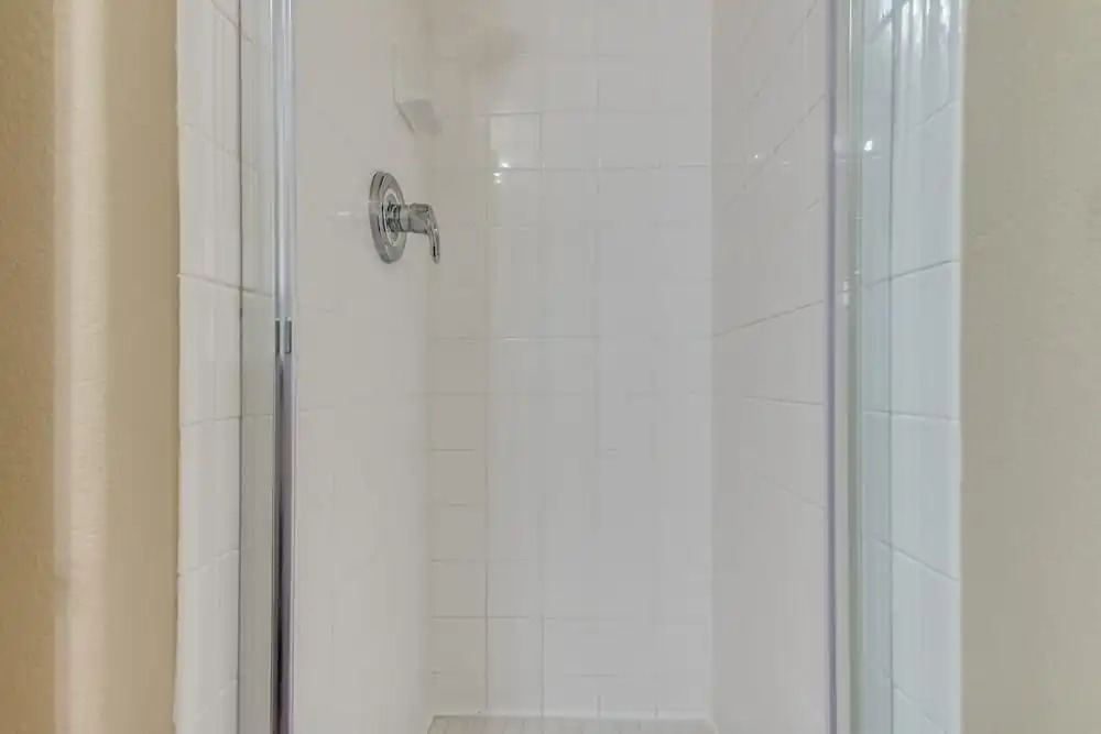 Miller Road 207a 2 Bedroom Townhouse