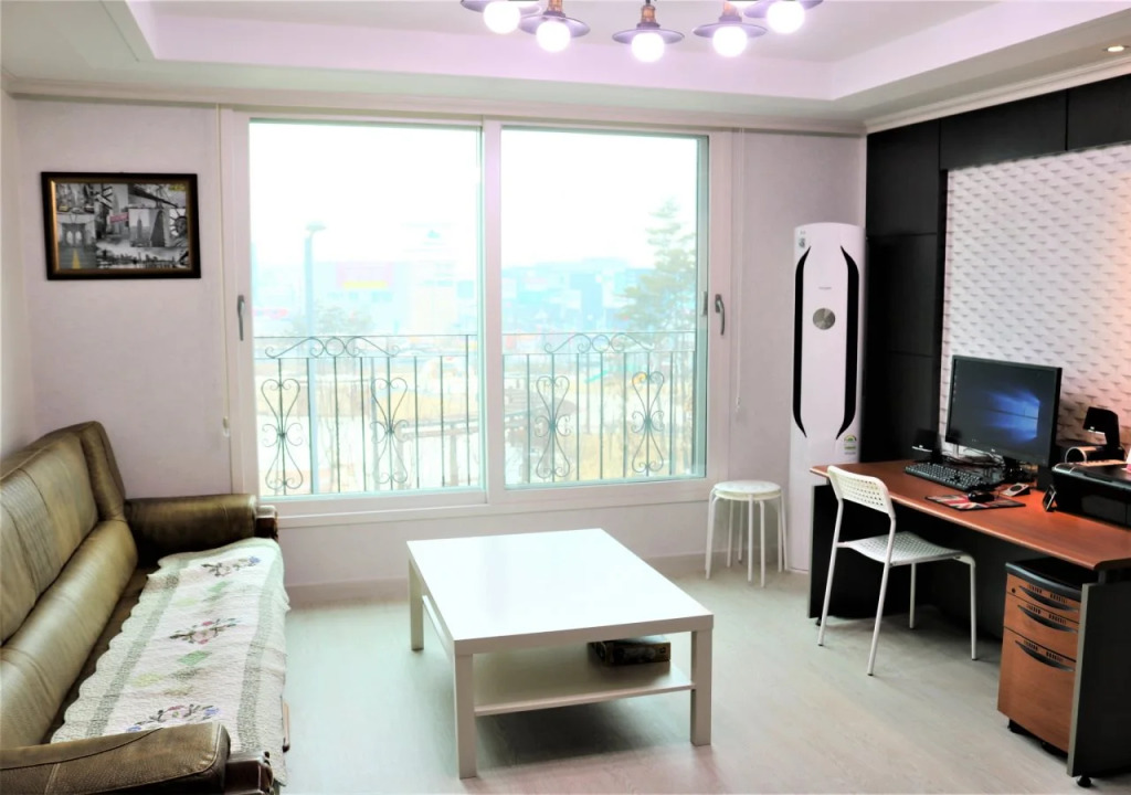 KORUS Guesthouse - Hostel