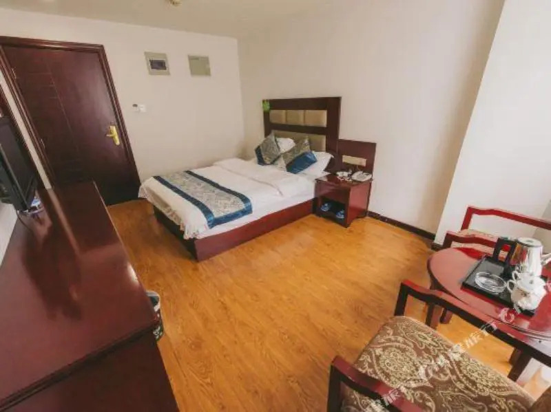 KM zhi HAO BUSINESS HOTEL