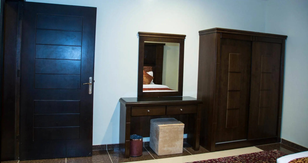 La Fontaine Janesta Suites