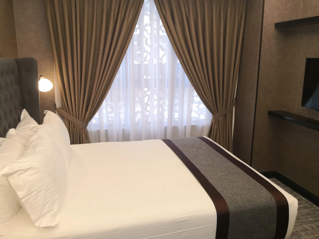 1969 Business Suites Bandar Botani, Ipoh