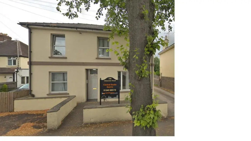 Central Studios Gloucester Road by RoomsBooked