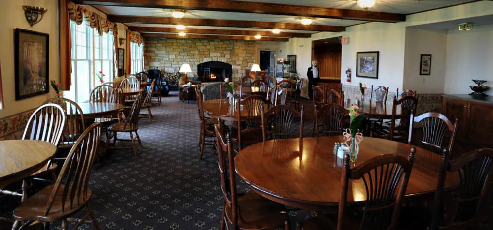 Red Maple Inn
