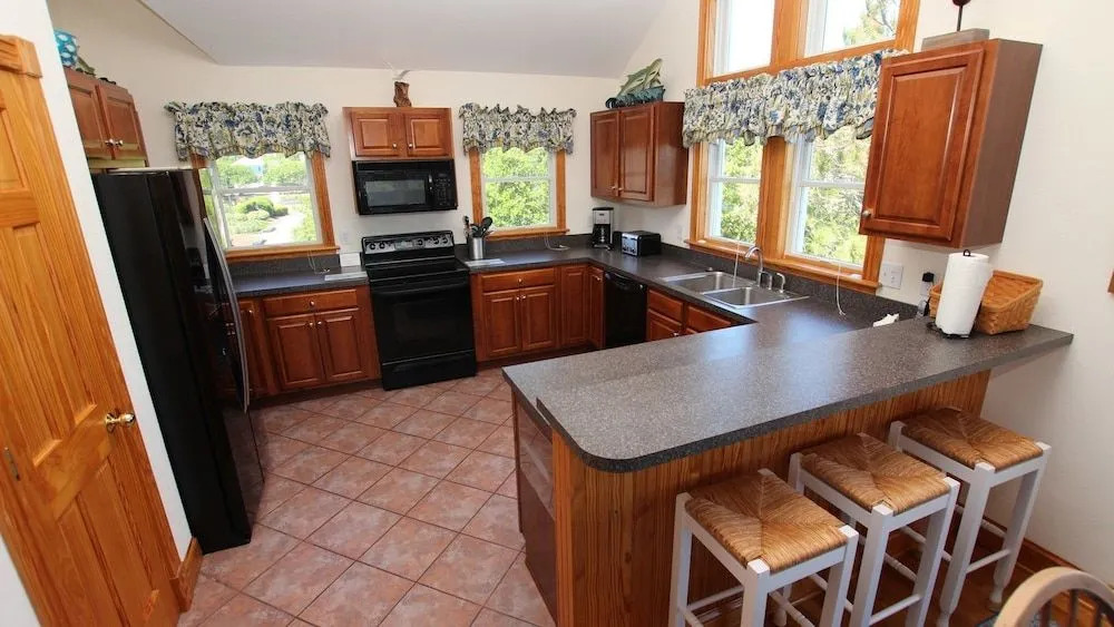 Family Affair - 6 Br Home