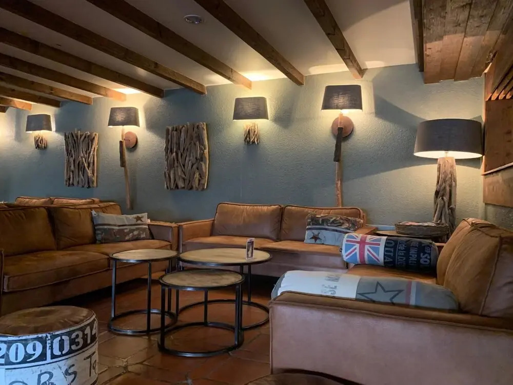 Champoussin Lodge