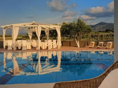 Villa A & H Villa
