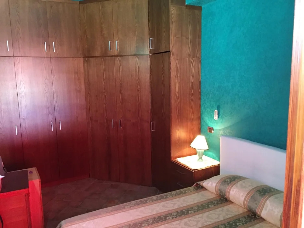 Apartment With 2 Bedrooms in Villammare, With Wonderful sea View, Shared Pool and Enclosed Garden Near the Beach
