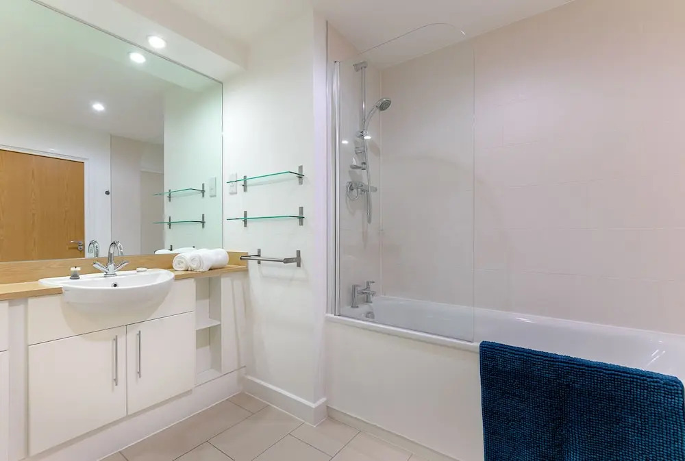 Bright Comfy 2 bed in trendy Dalston