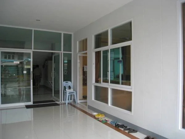 Suntary Place