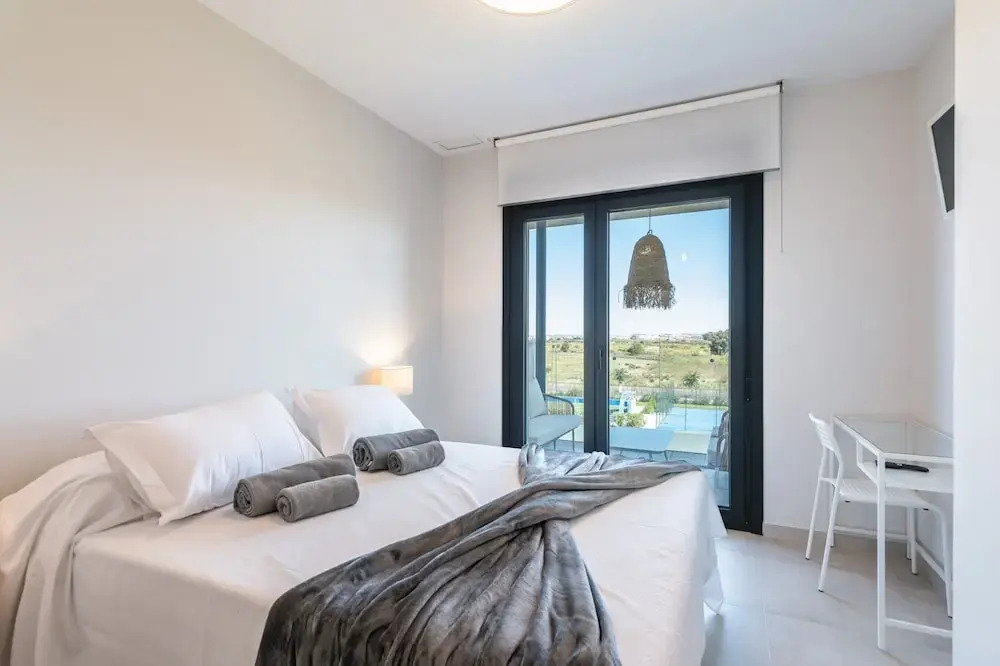 Beachfront and Family Apartment