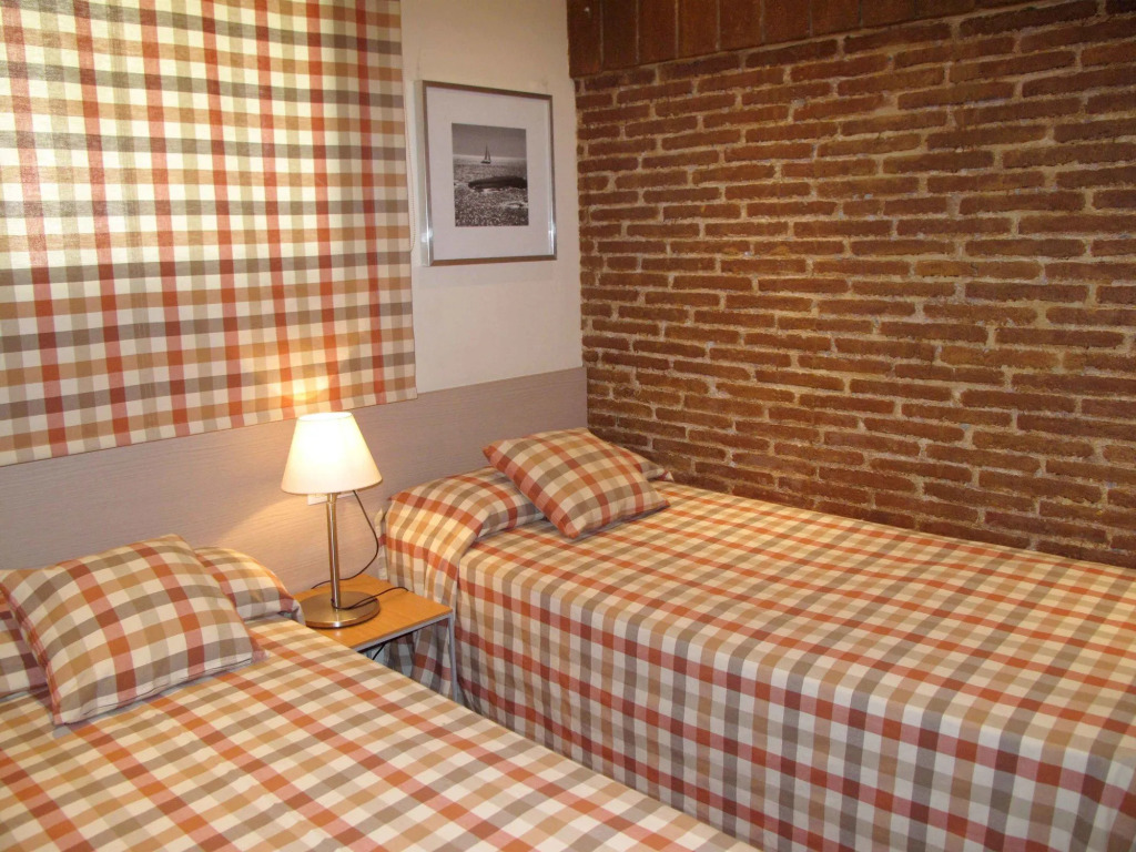 Serennia Cest Apartamentos Arc de Triomf