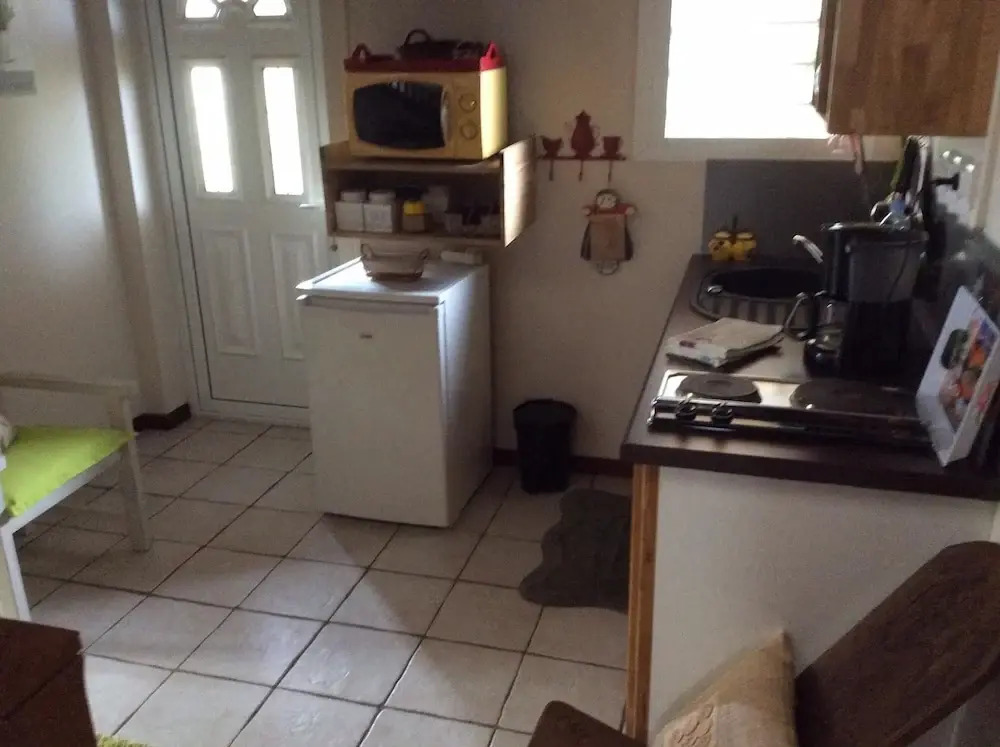 Apartment With one Bedroom in Saint Joseph, With Pool Access, Enclosed