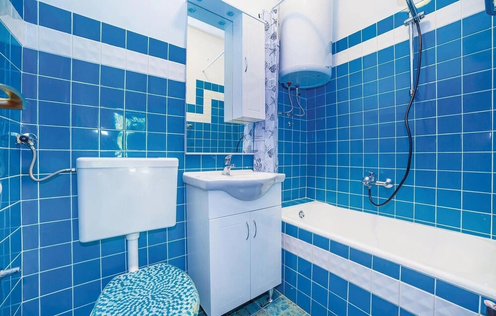 Amazing Home in Crikvenica With Wifi and 2 Bedrooms