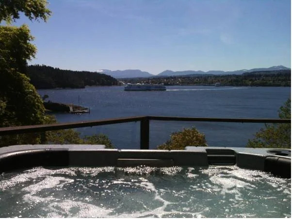 Stephenson Point Seaside B&B
