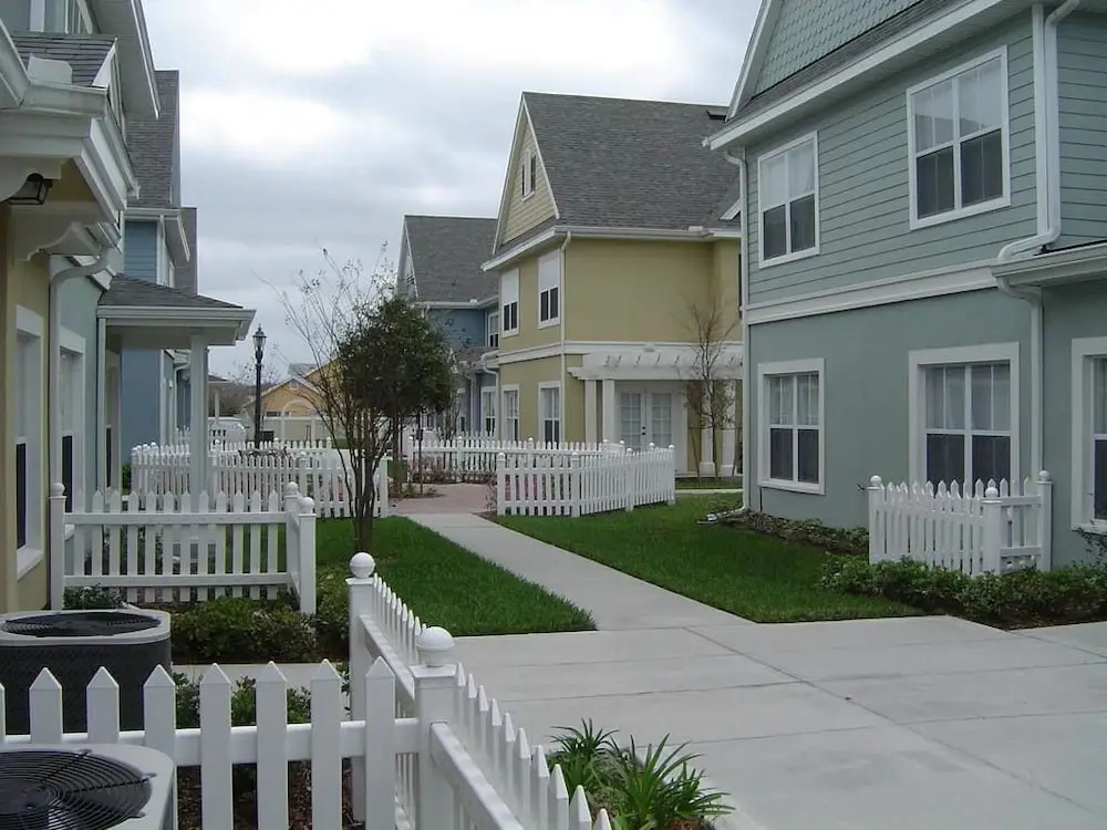 ACO FUN - 4 bd Townhome (1738)
