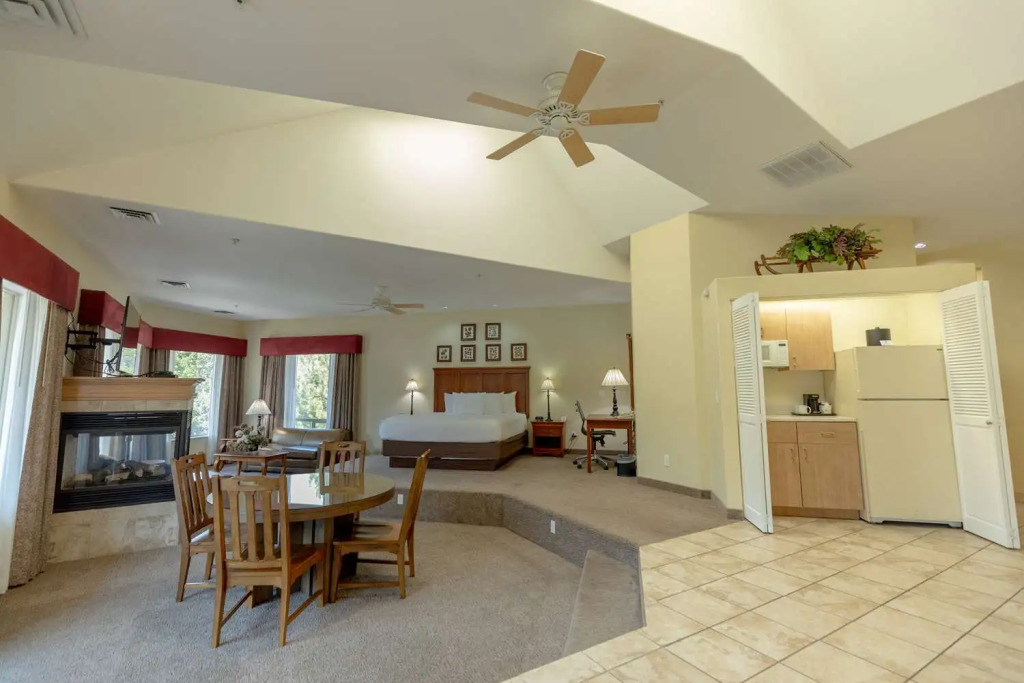 Best Western Lodge at Rivers Edge