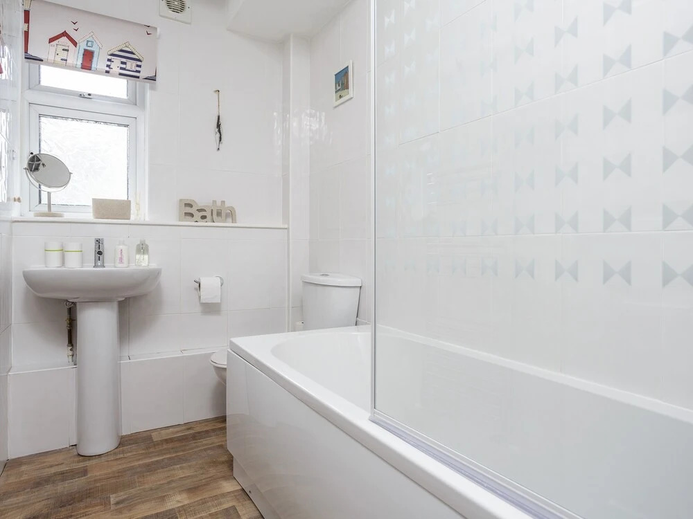 Upper Strand Apartment