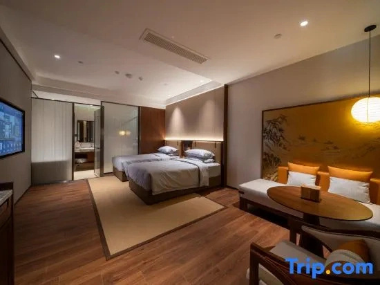 Renjoy Hotel