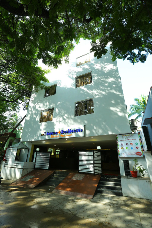 Season 4 Residences -Thiruvanmiyur Near Tidel park Apollo Proton cancer center and IIT Madras Research Park