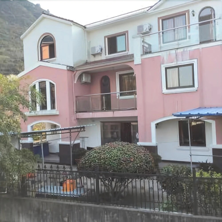 Taohua Island Hailanlan Mountain Villa