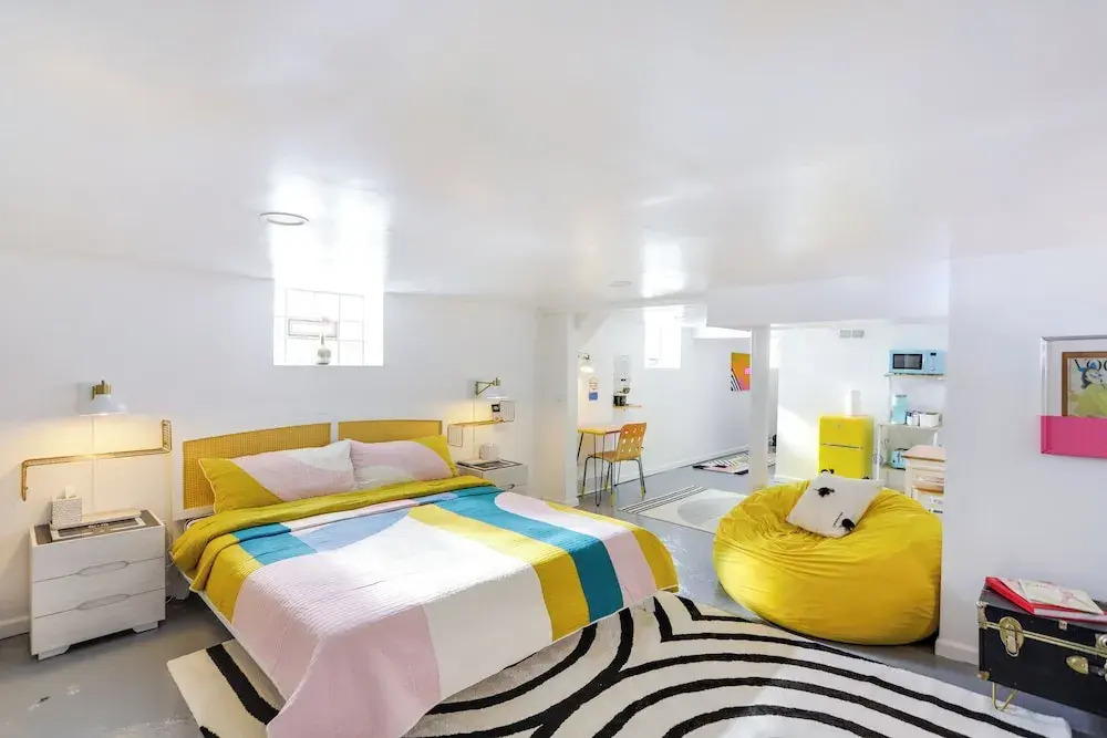 Gordon Square Studio ~ 4 Mi to Downtown Cleveland!