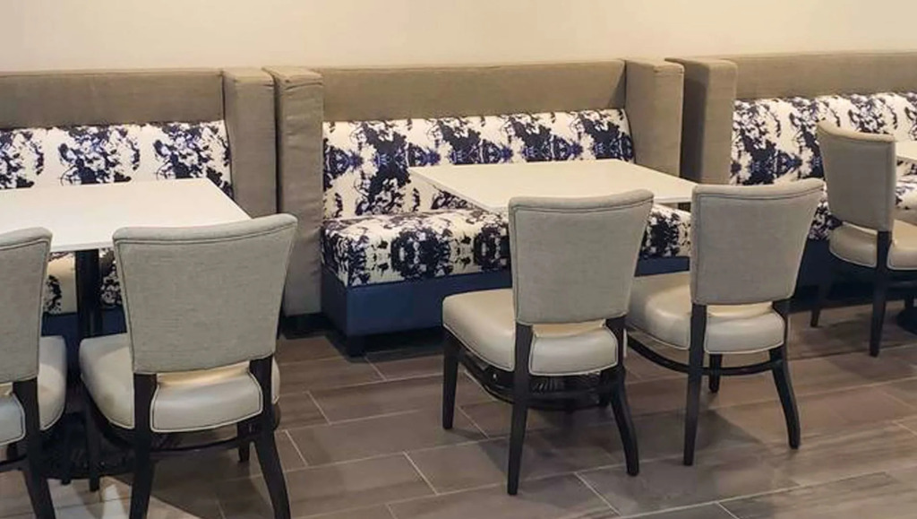 Alexis Inn and Suites Hotel