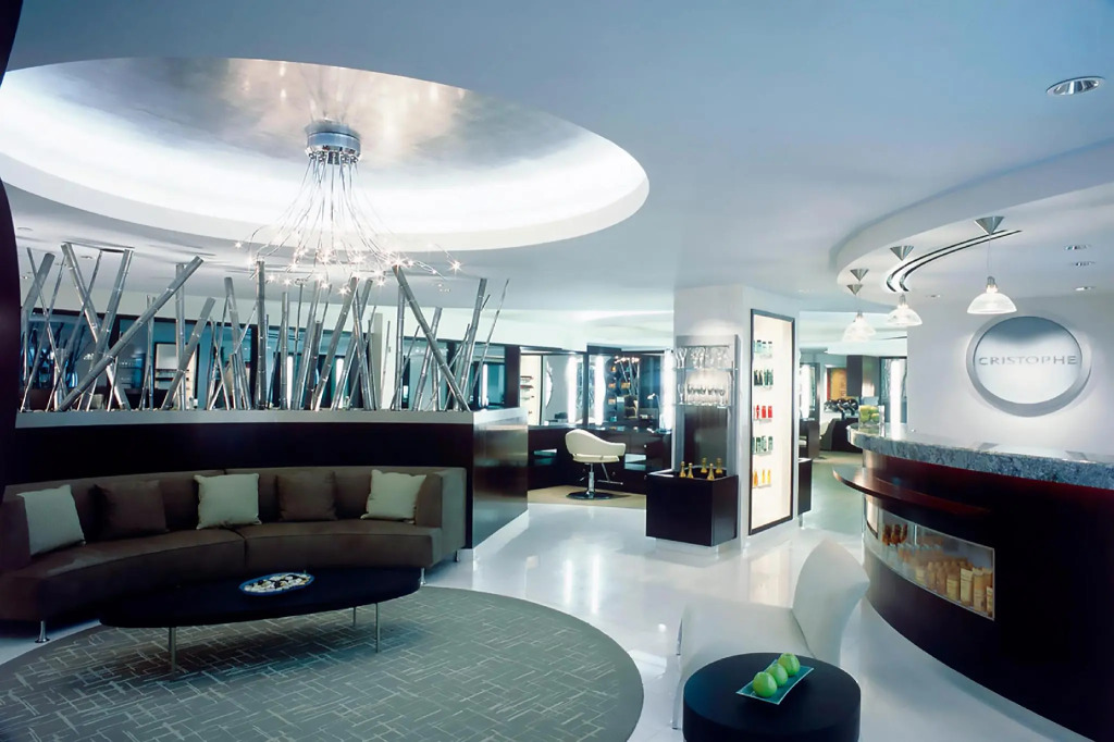 888 Deluxe Suite at Signature Condo Hotel