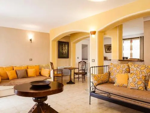 Holiday Home Aubignane La bergerie de Panturle
