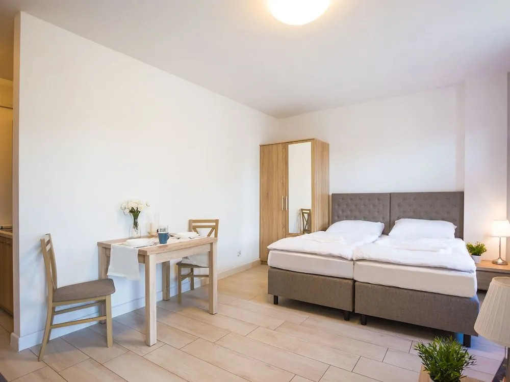 VacationClub - Aquamarina Apartments