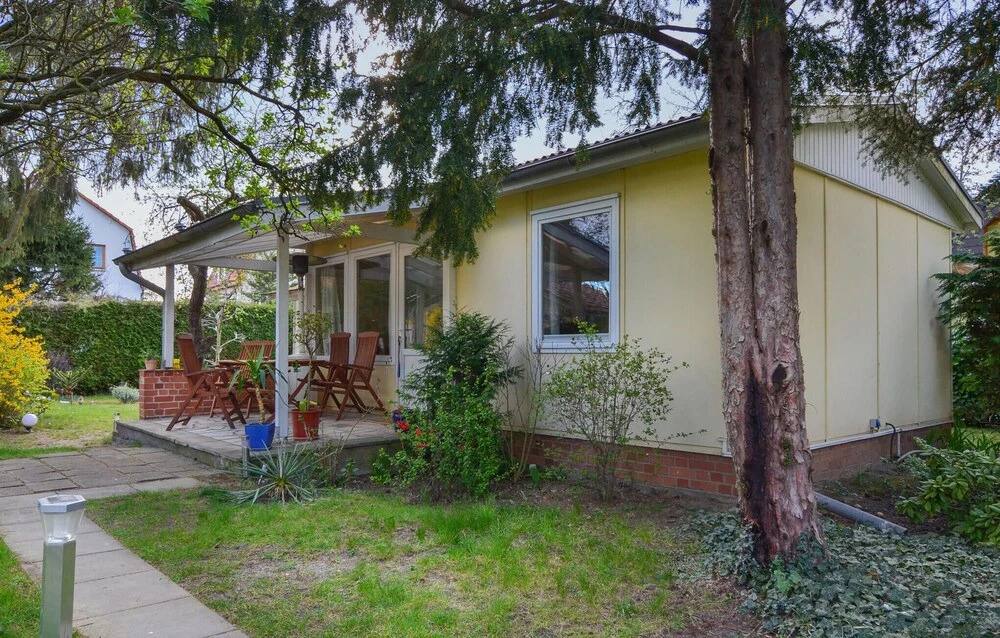 2 Bedroom Lovely Home In Berlin