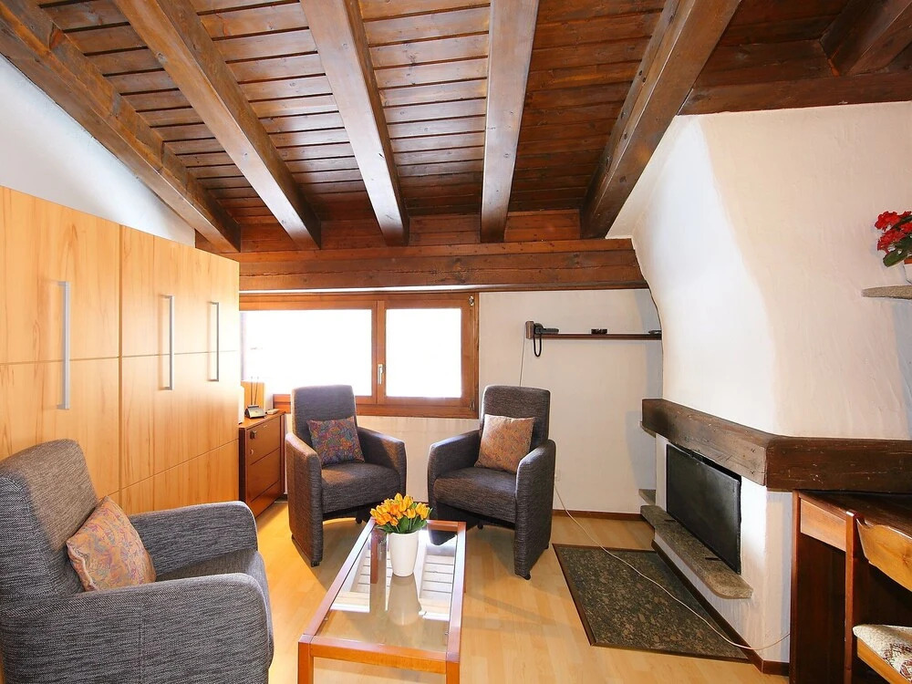 Apartment Residenza Chesa Margun 710-4 by Interhome