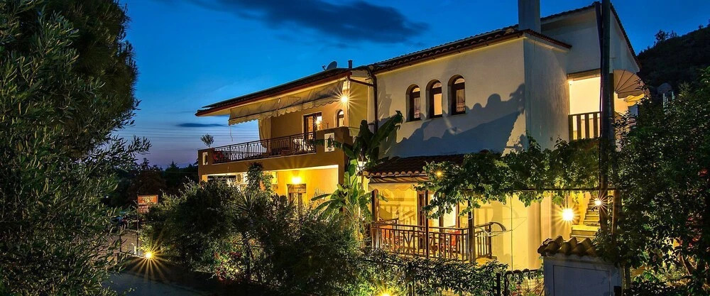 Tsamakdas House