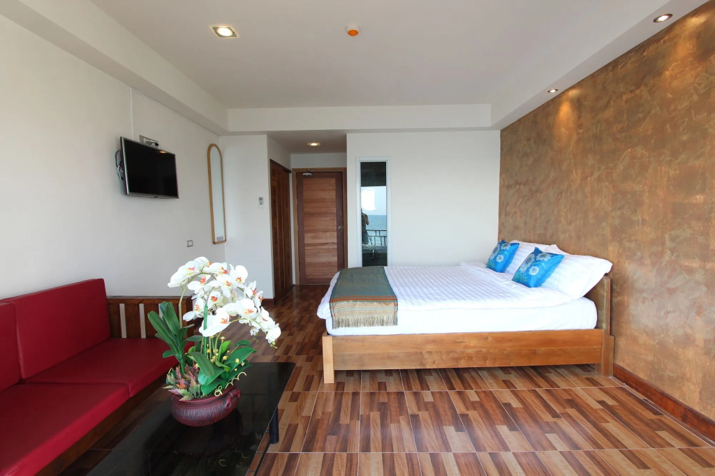 The Lord Nelson Hotel