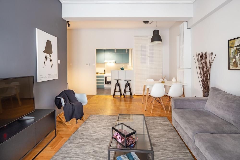 UPSTREET Modern Downtown Flat -Acropolis