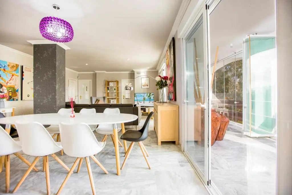 4 Bedroom apartment in Puerto Banus 150 meters from the beach