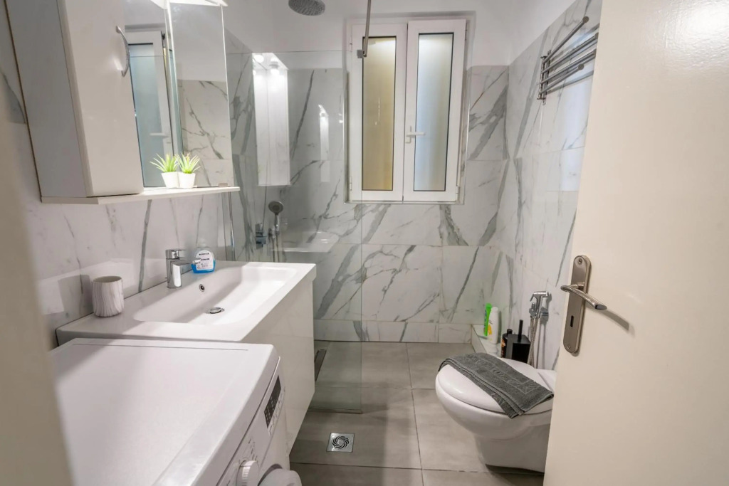 Psiri gem from In Vivo Apartments Spacious 1st floor Apartment with Balcony in Athens' historic center