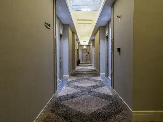 Zhangzhou Happiness Hotel (Gucheng Niuzhuang Branch)
