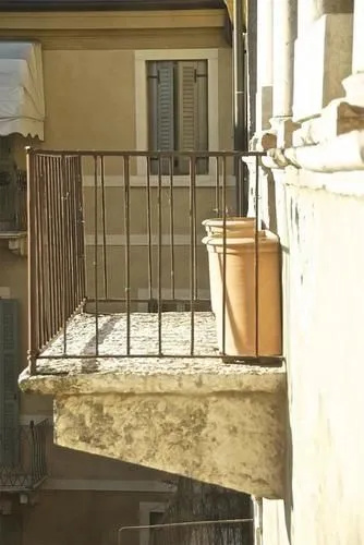 Artemide